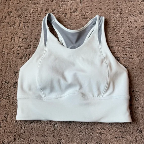 Lululemon Everlux Mesh-Back Train Bra *Light Support, C/D Cup